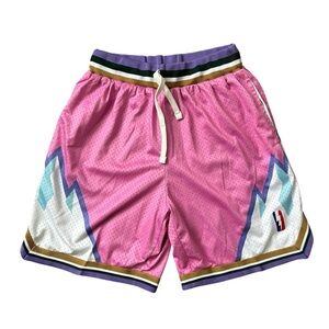 Men’s adult small basketball shorts NWOT abstract mountain graphic